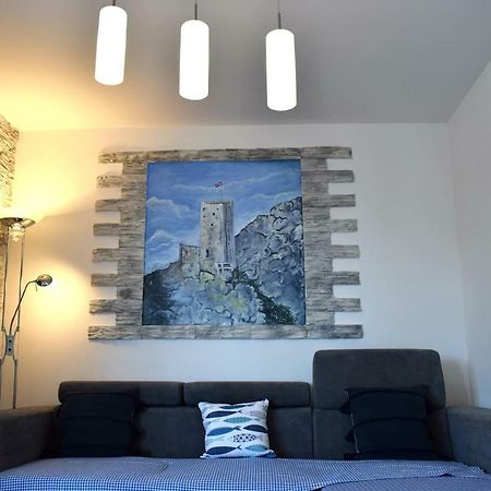 Newly Renovated Apartment "Marin" In The Center! 오미스 외부 사진